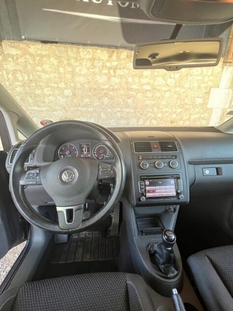 VOLKSWAGEN TOURAN 2013