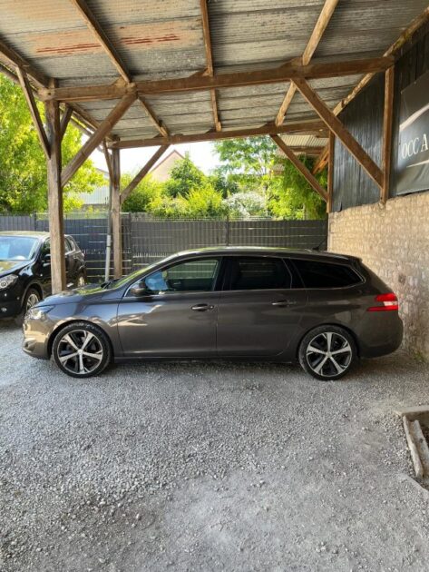 PEUGEOT 308 2015
