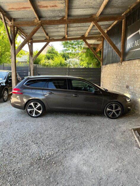 PEUGEOT 308 2015