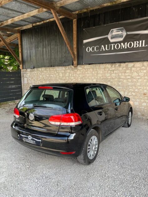 VOLKSWAGEN GOLF 2010
