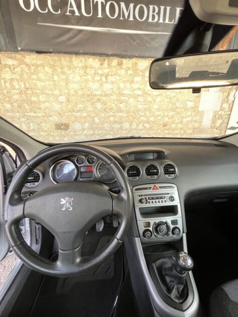 PEUGEOT 308 2009