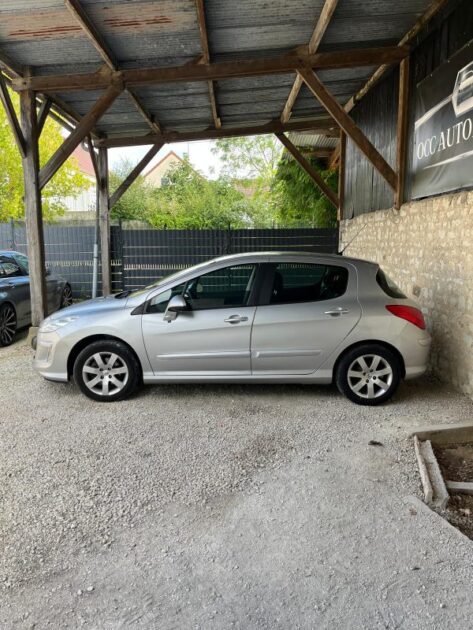 PEUGEOT 308 2009