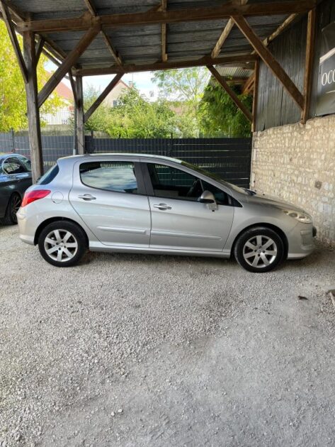 PEUGEOT 308 2009