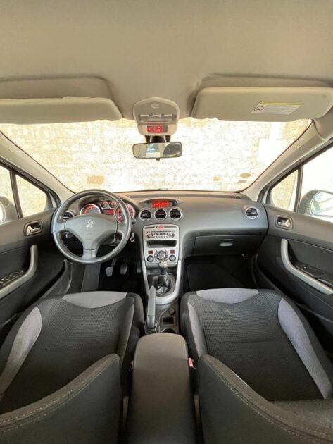 PEUGEOT 308 2009