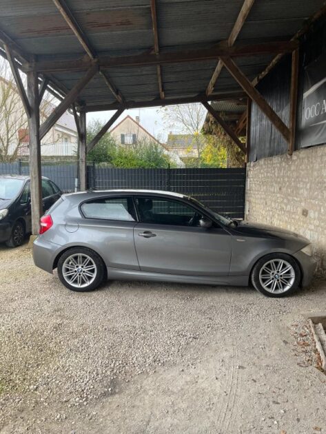 B.M.W. SERIE 1 120D PREMIERE 2012