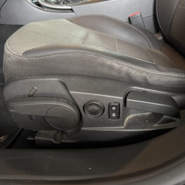 OPEL INSIGNIA 2.0 CDTI130 FAP EDITION 2011