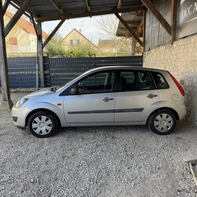 FORD FIESTA 5 1400 TDCI AMBIENTE 2006