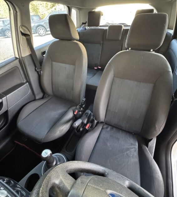 FORD FIESTA 5 1400 TDCI AMBIENTE 2006