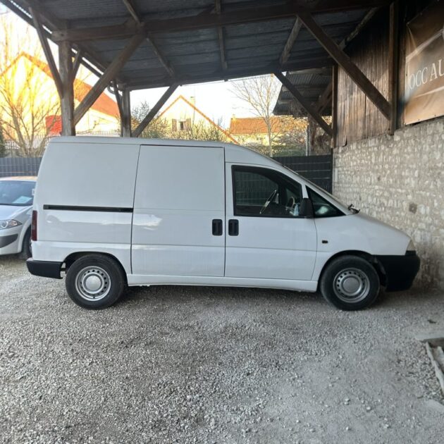 PEUGEOT EXPERT 220C 1.9D STANDARD 2001