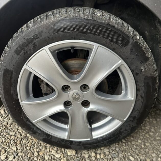 RENAULT CLIO IV 0.9 TCE 90CH ENERGY EXPRESSION ECO² 2013