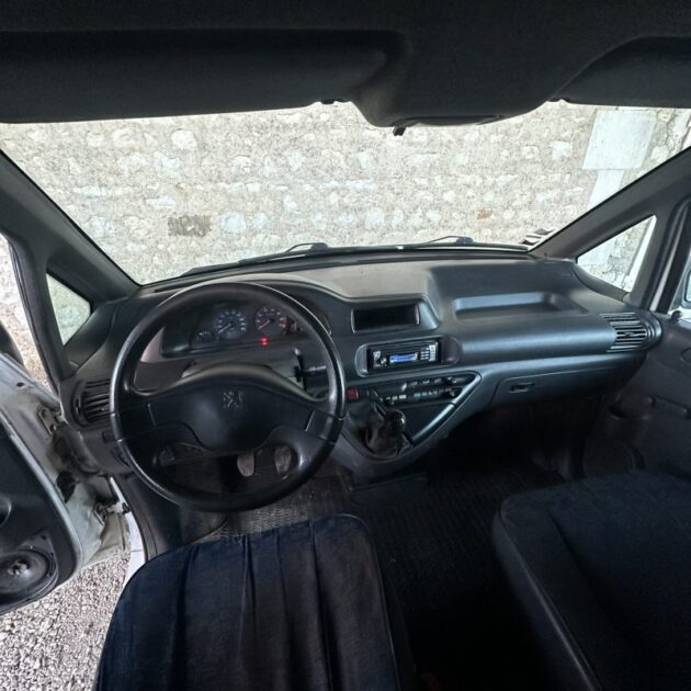 PEUGEOT EXPERT 220C 1.9D STANDARD 2001