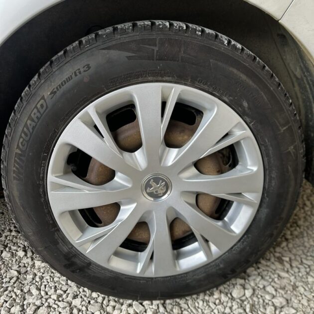 PEUGEOT 208 1.6 BLUEHDI 75CH ALLURE BUSINESS S&S 5P 2017