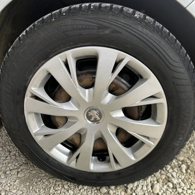 PEUGEOT 208 1.6 BLUEHDI 75CH ALLURE BUSINESS S&S 5P 2017