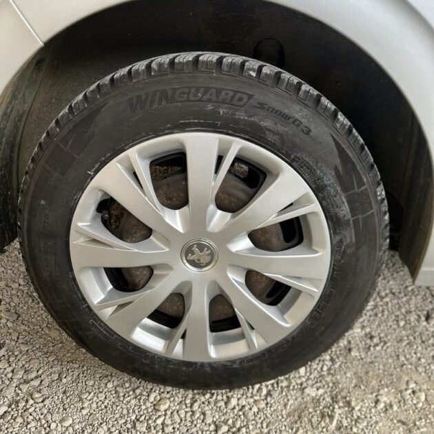 PEUGEOT 208 1.6 BLUEHDI 75CH ALLURE BUSINESS S&S 5P 2017