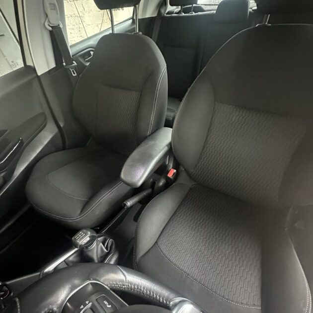 PEUGEOT 208 1.6 BLUEHDI 75CH ALLURE BUSINESS S&S 5P 2017