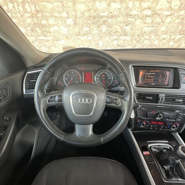 AUDI Q5 2.0 TDI 143 AMBIENTE QUATTRO 2010