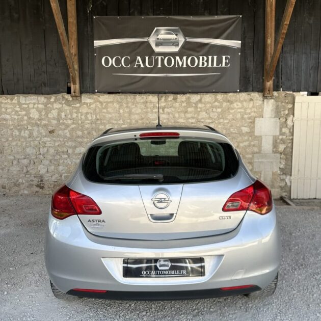 OPEL ASTRA 1.7 CDTI 110 ENJOY 2011