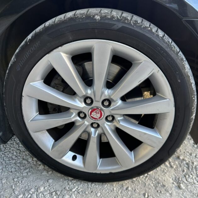 JAGUAR XF 3.0 V6 PORTFOLIO 2010