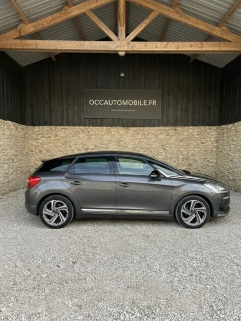 DS DS5 2.0 BLUE HDI 150 CV 2016